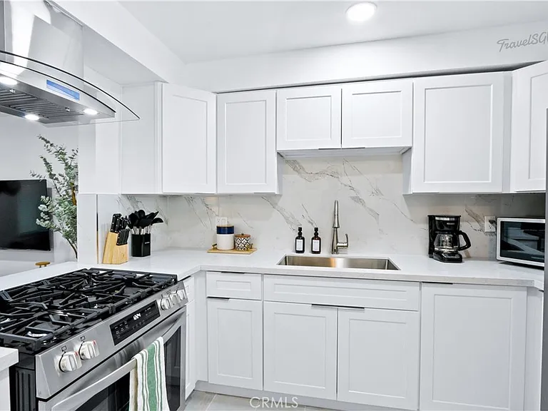 7529 Hellman Ave #2 — Photo 17