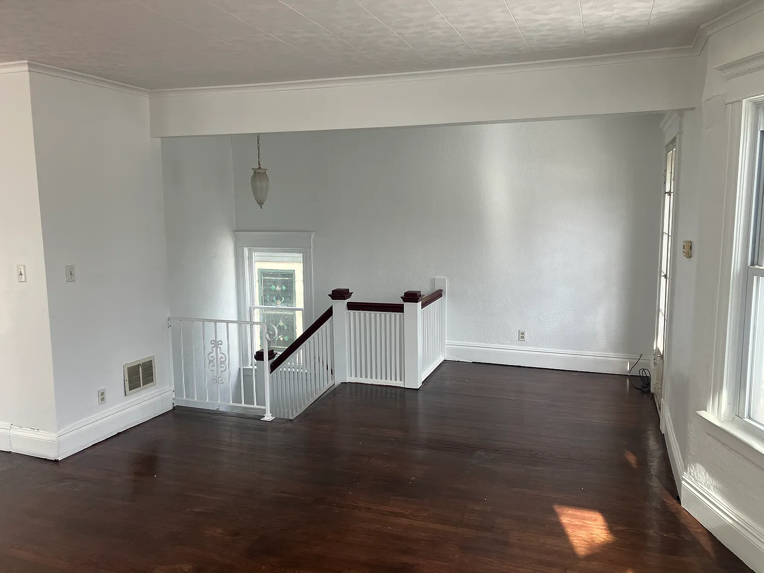 1498 Delaware Ave — Photo 2