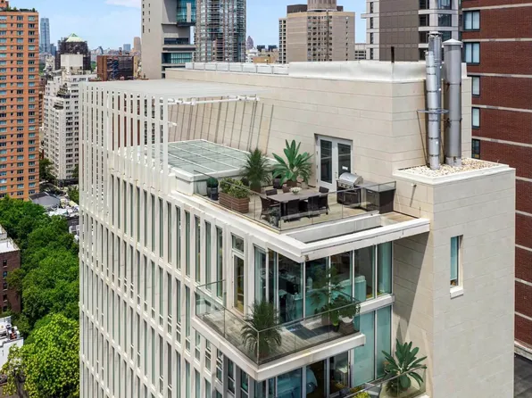 301 East image 11 of 15