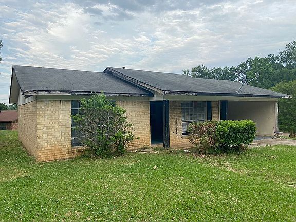 2nd image of 3222 Tower Dr