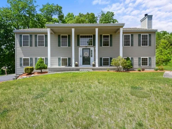 8 Hickory Way, Ayer, MA 01432