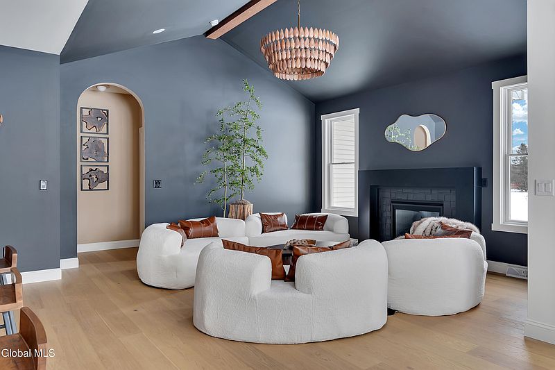 5th image of 116 Schuurman Road
