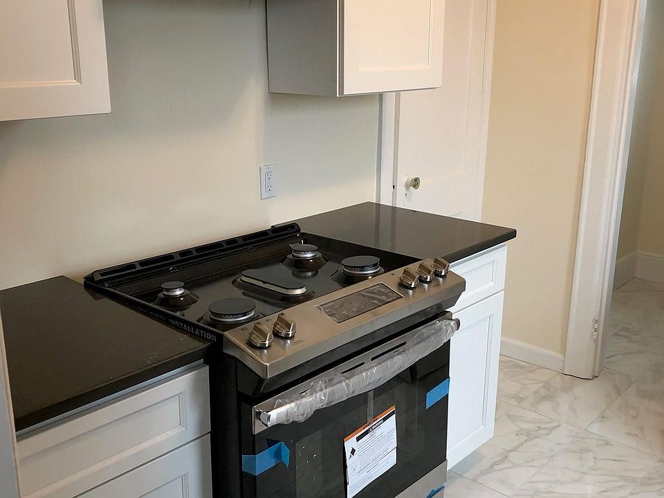 1st image of 34 Park Ave