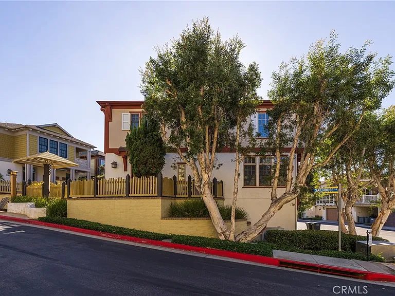 2500 Bungalow Pl — Photo 3