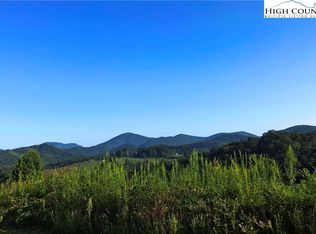 16 & 21 Waterstone Dr, Boone, NC 28607