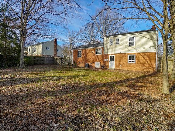 4th image of 11403 Brendonridge Ln