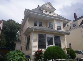 49 Saunders St, Allston, MA 02134