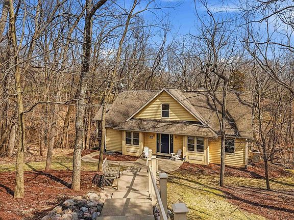 2nd image of 42 Shorewood Dr