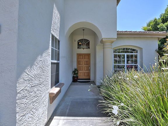 4th image of 1470 Seville Dr