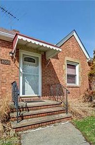 3rd image of 4098 Parkside Dr