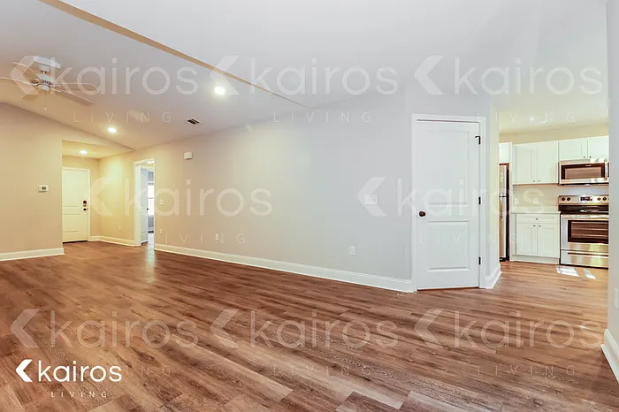 173 Cottage Grove Rd — Photo 6