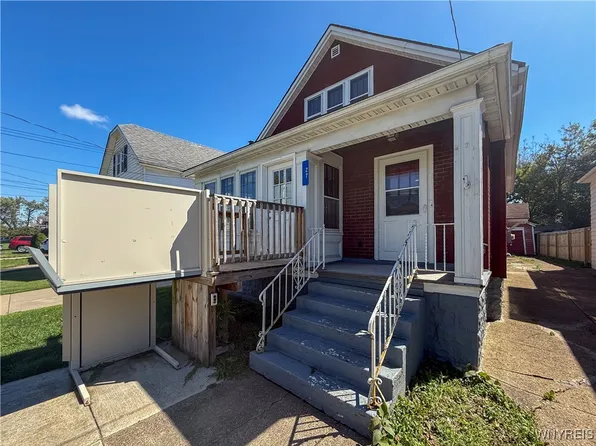 27 Cushing Pl, Buffalo, NY 14220