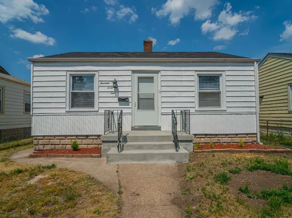 1449 Truman St, Hammond, IN 46320