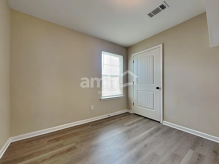 10185 Sorrento Pl — Photo 13