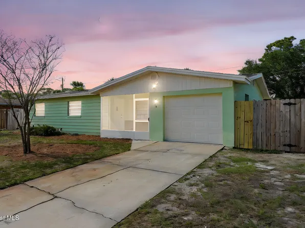 620 Birchwood Ln, Titusville, FL 32780