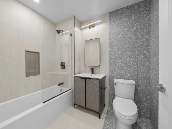 77-63 Vleigh Place image 2 of 13