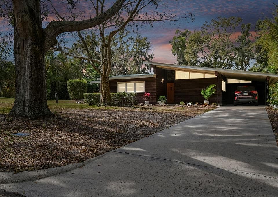 1st image of 121 CATHERINE AVENUE