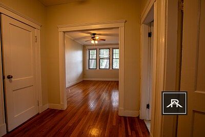 2nd image of 155 Strathmore Rd APT 4