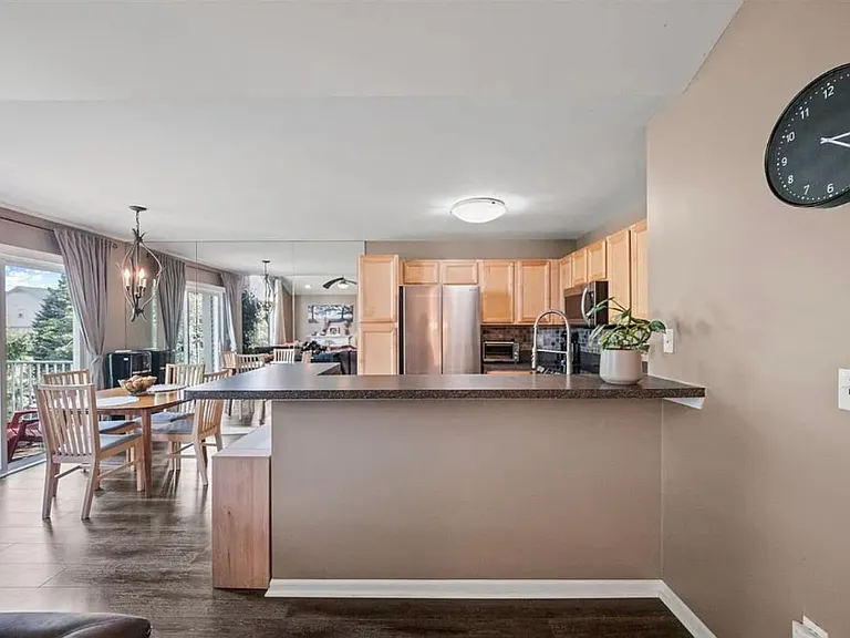 8201 Chesapeake Cir #8201 — Photo 2