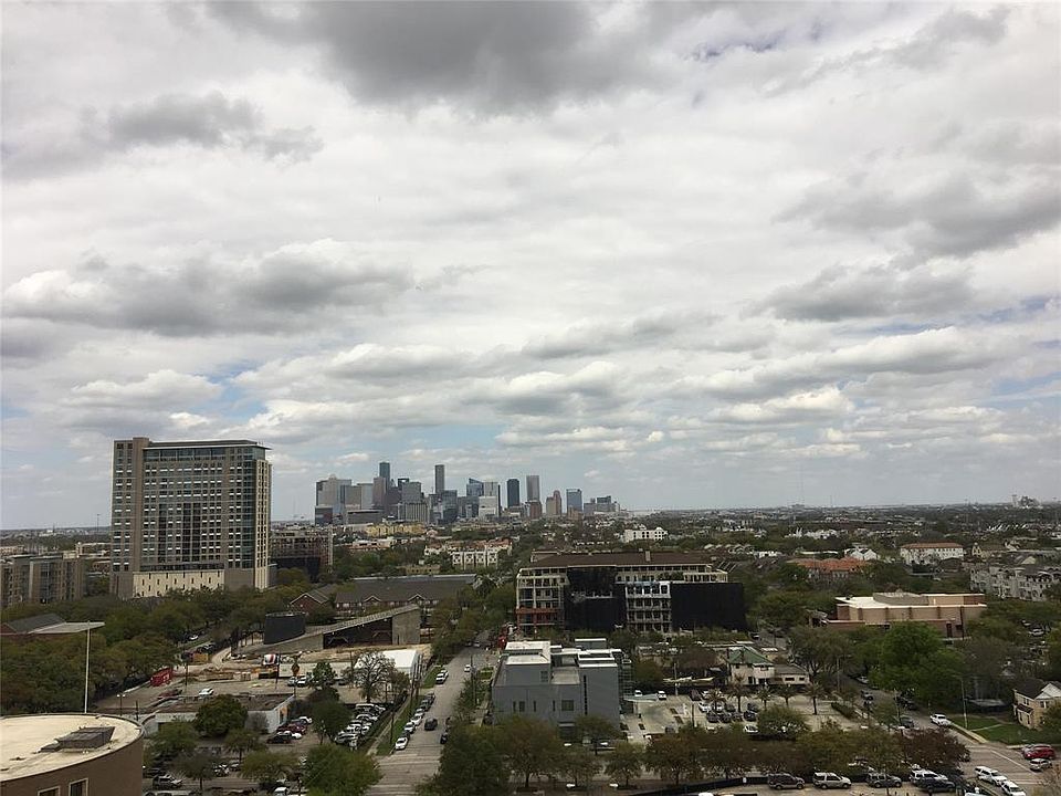 1st image of 1400 Hermann Dr Unit 16C