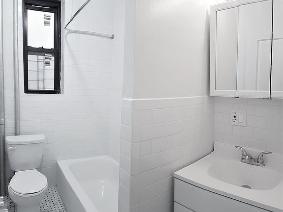 5th image of 1281 Union St APT 3B