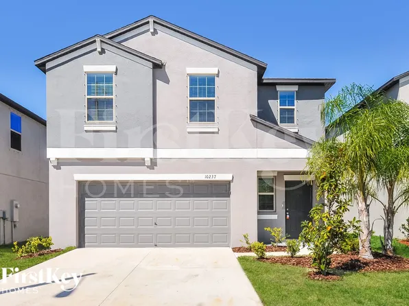 10237 Carloway Hills Dr, Wimauma, FL 33598