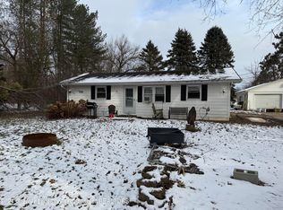 755 Ewers Rd, Leslie, MI 49251