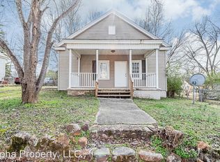 619 Round St, Woodruff, SC 29388