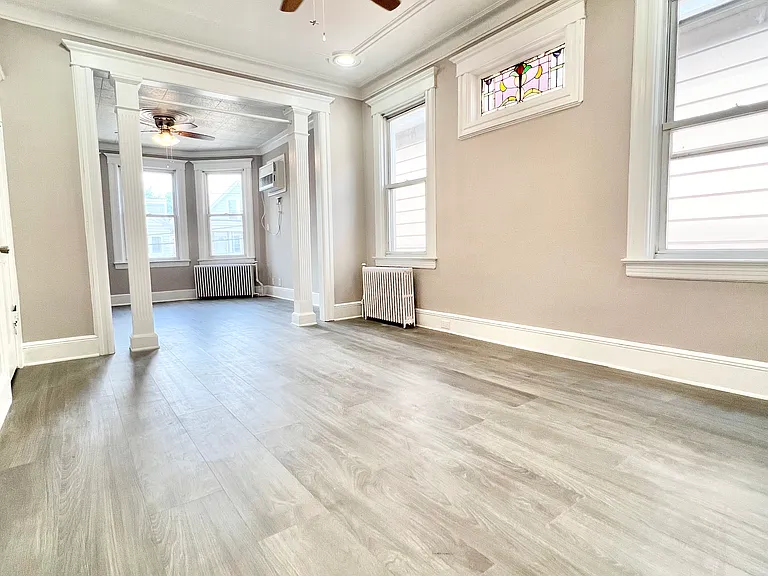 91 W 16th St #2 — Photo 1