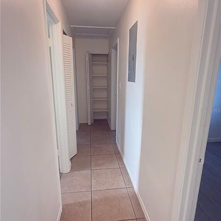 5th image of 1926 Honour Rd APT 4