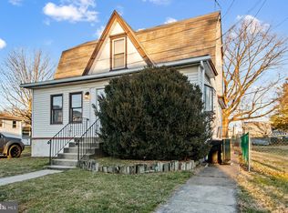 410 Kossuth Ave, Milmont Park, PA 19033