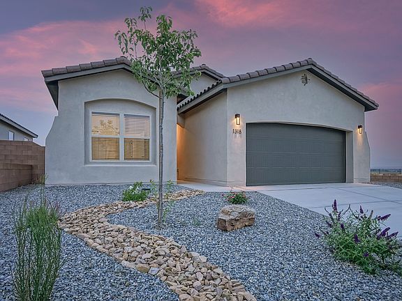 Front Exterior - Frida