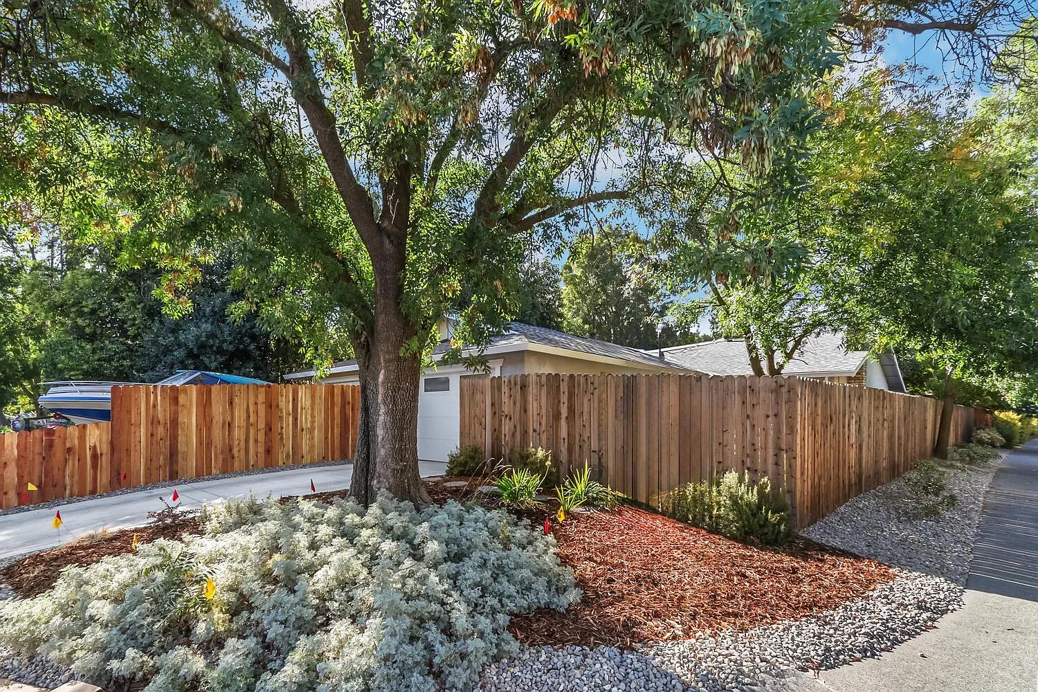 2820 Eel Ave photo 1