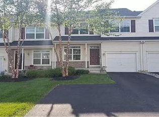 1150 Tudor Dr, Breinigsville, PA 18031