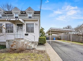 26 Grand Ave, Nashua, NH 03060