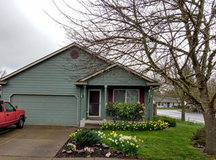 210 E Harrison St, Carlton, OR