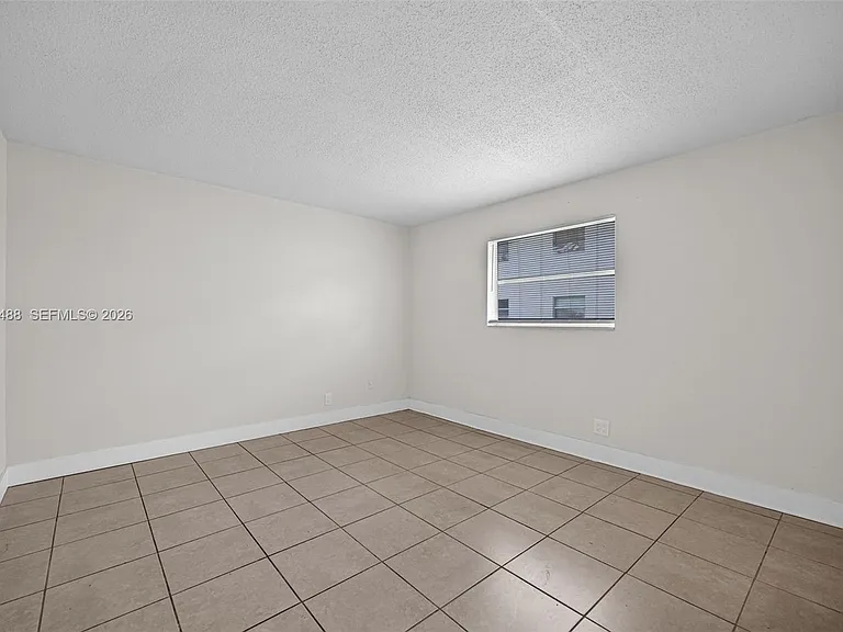861 SW 74th Ter #102D — Photo 18