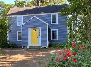 21 Garrison St, Groveland, MA 01834