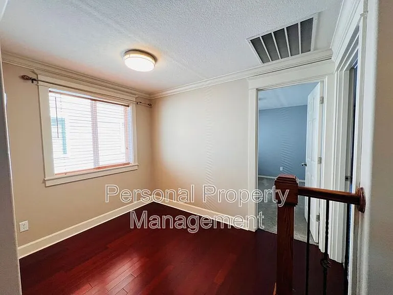 12607 NE 27th Way — Photo 11