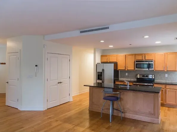 4300 Spruce St, Philadelphia, PA 19104