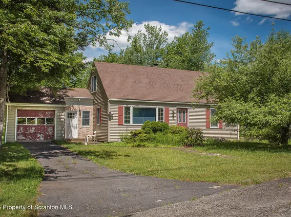 12 Lake Dr, Wilkes Barre, PA 18702