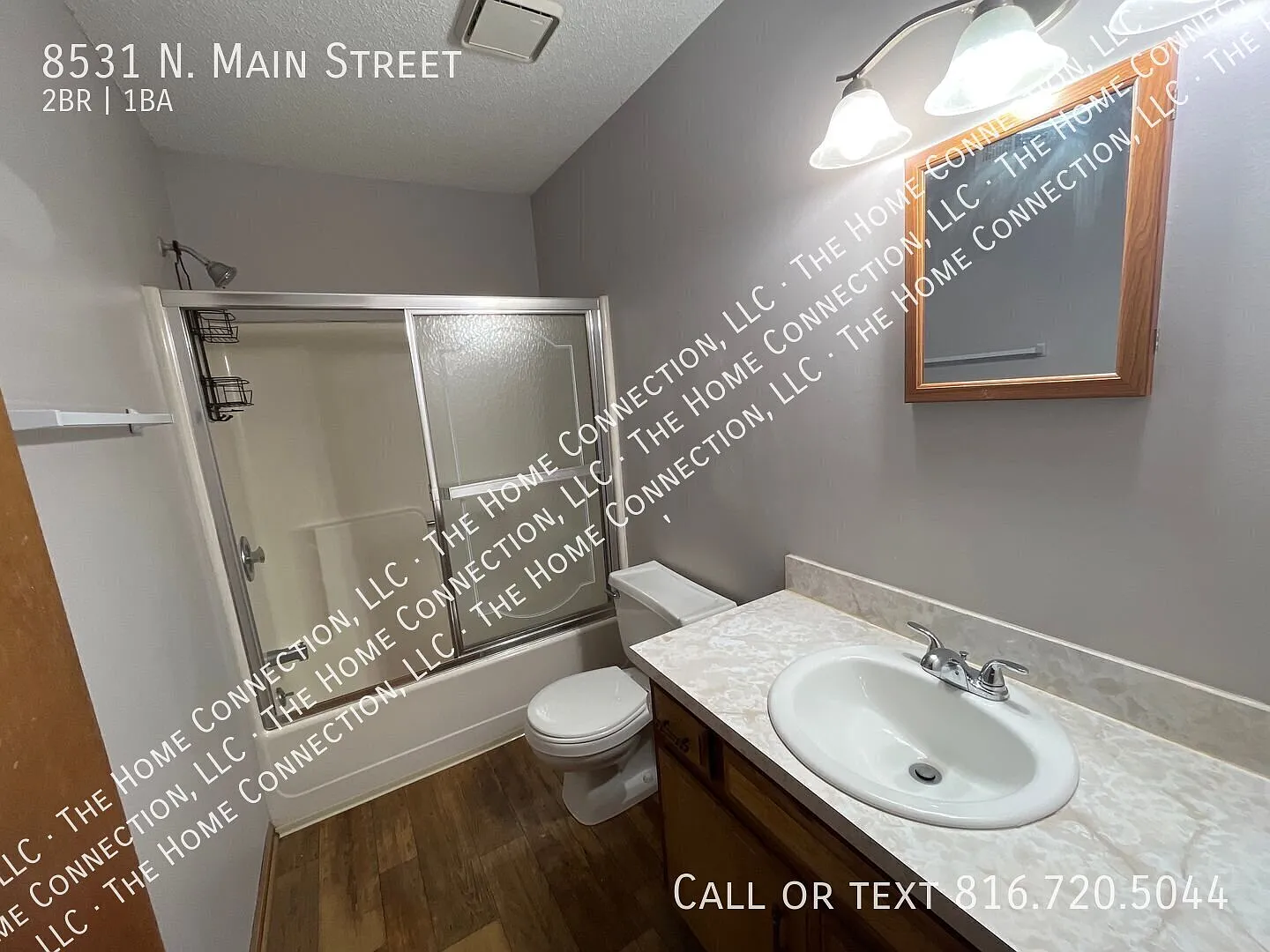 2 Bed/1 Bath Townhouse-Northland! — Photo 4