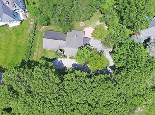 22 Hickory Rd, Woodmere, NY 11598