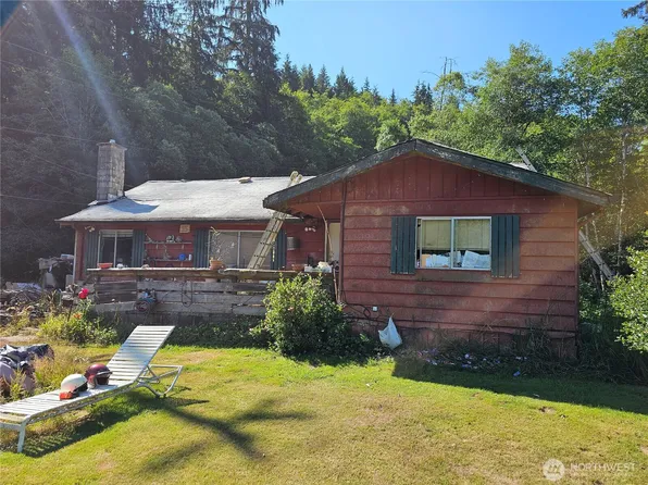 19963 Highway 112, Clallam Bay, WA 98326