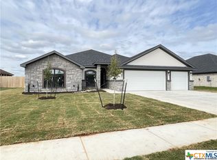310 Walking Stick Dr, Nolanville, TX 76559