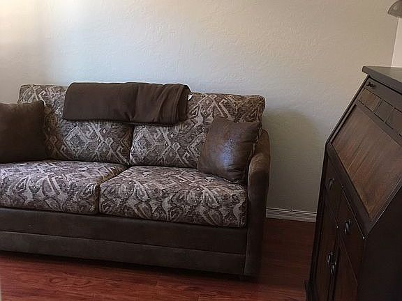 4th image of 5982 Saddle Horse Ave