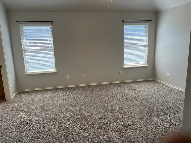 17612 Black Hawk Dr — Photo 11