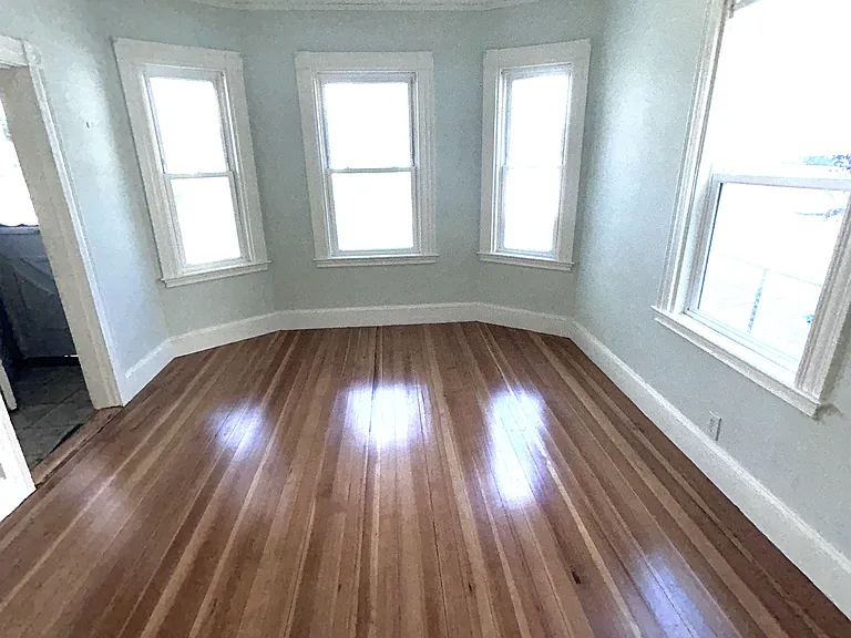 28-30 Lawrence St #3 — Photo 8