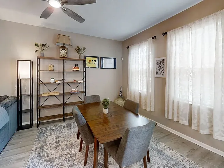 8511 Golf Way — Photo 4