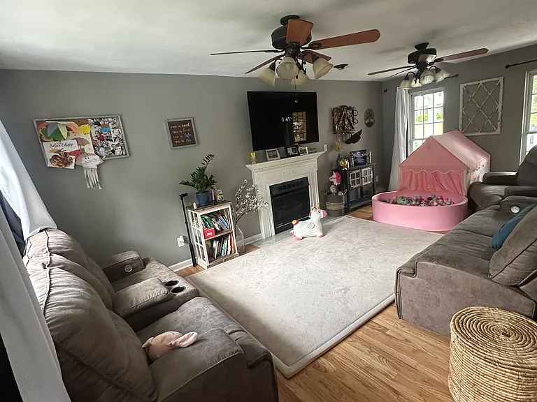 1733 Meadows Rd — Photo 13